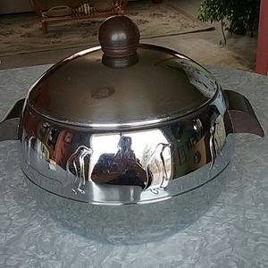 Vintage~ Penguin Ice Bucket